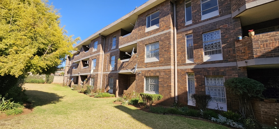 2 Bedroom Property for Sale in Three Rivers Proper Gauteng