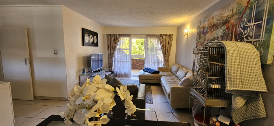 2 Bedroom Property for Sale in Three Rivers Proper Gauteng