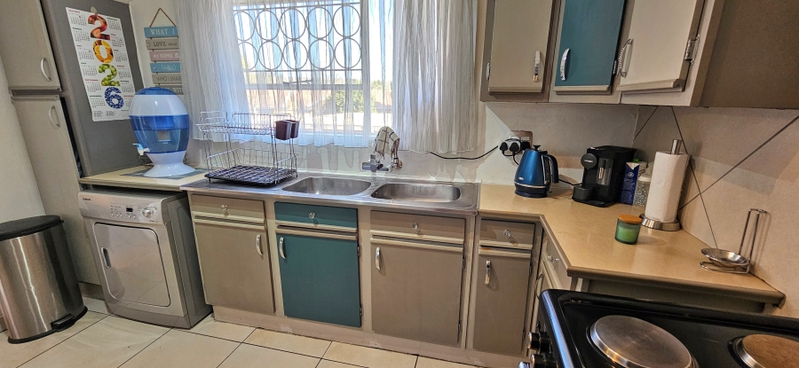 2 Bedroom Property for Sale in Three Rivers Proper Gauteng
