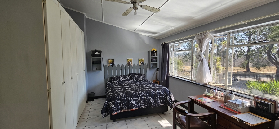 2 Bedroom Property for Sale in Three Rivers Proper Gauteng