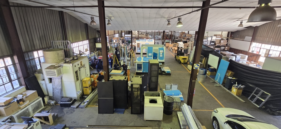 To Let Commercial Property for Rent in Robertville Gauteng