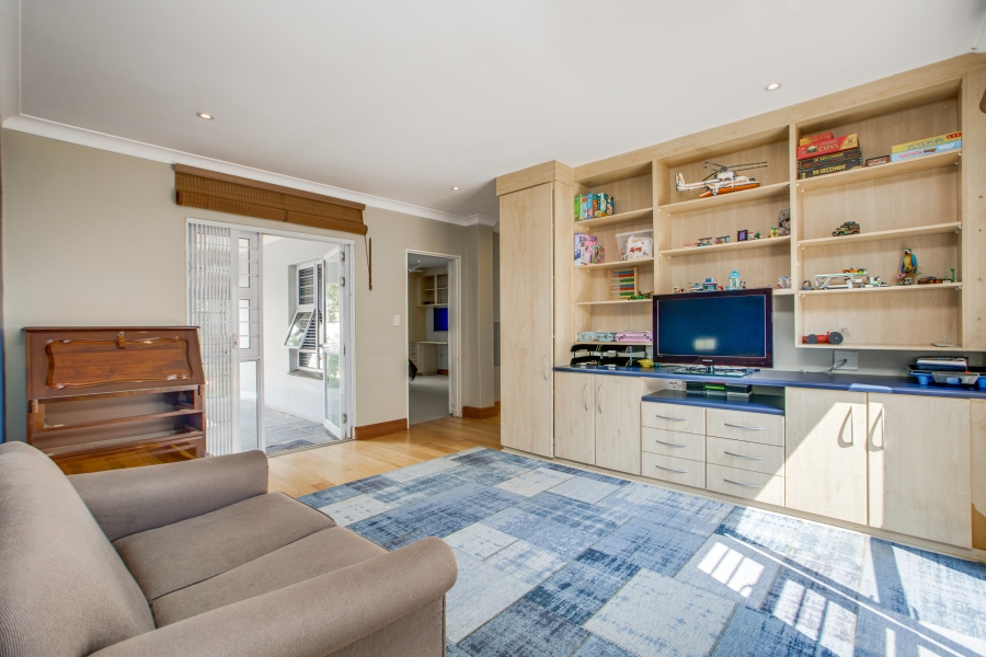 5 Bedroom Property for Sale in Bryanston Gauteng