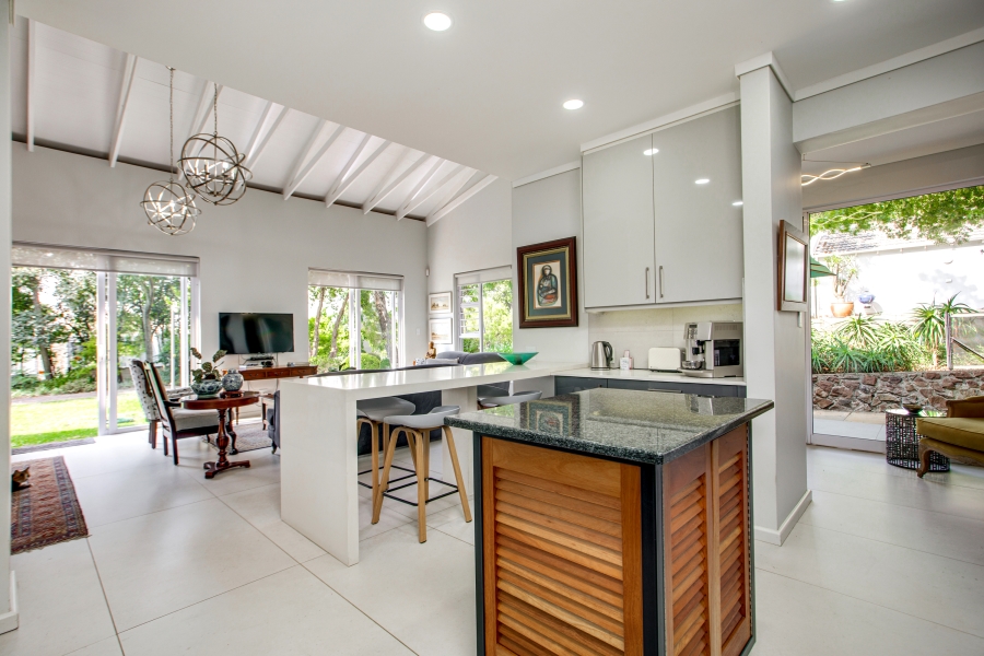 5 Bedroom Property for Sale in Bryanston Gauteng