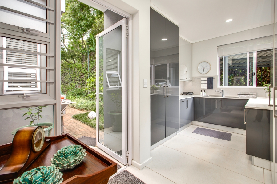 5 Bedroom Property for Sale in Bryanston Gauteng