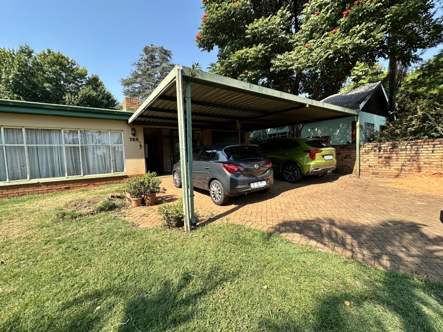 3 Bedroom Property for Sale in Tileba Gauteng