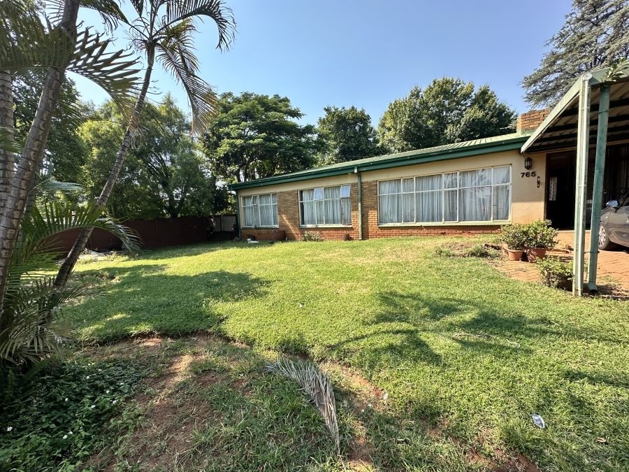 3 Bedroom Property for Sale in Tileba Gauteng