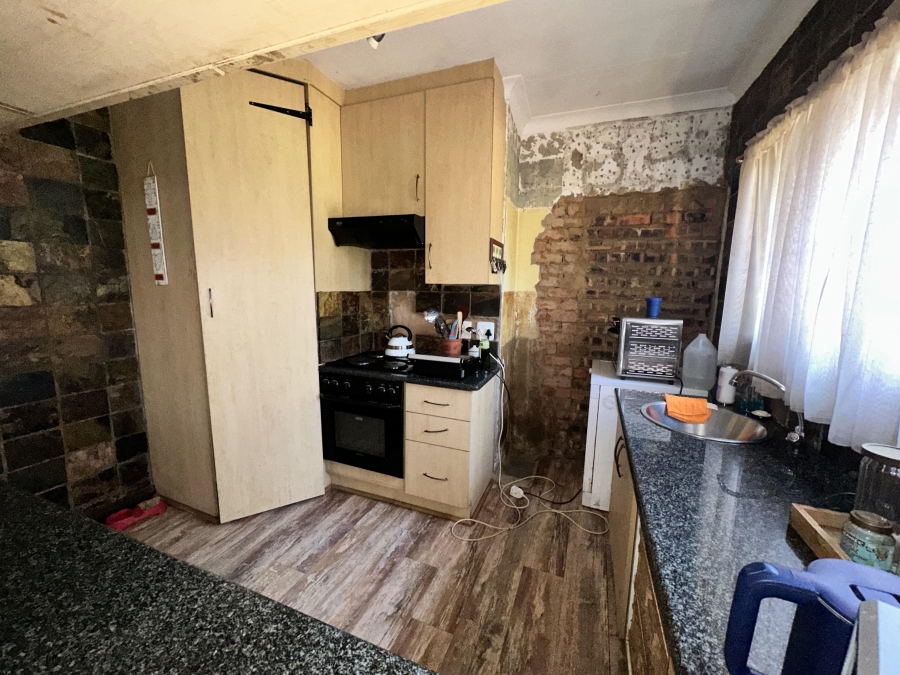 3 Bedroom Property for Sale in Tileba Gauteng