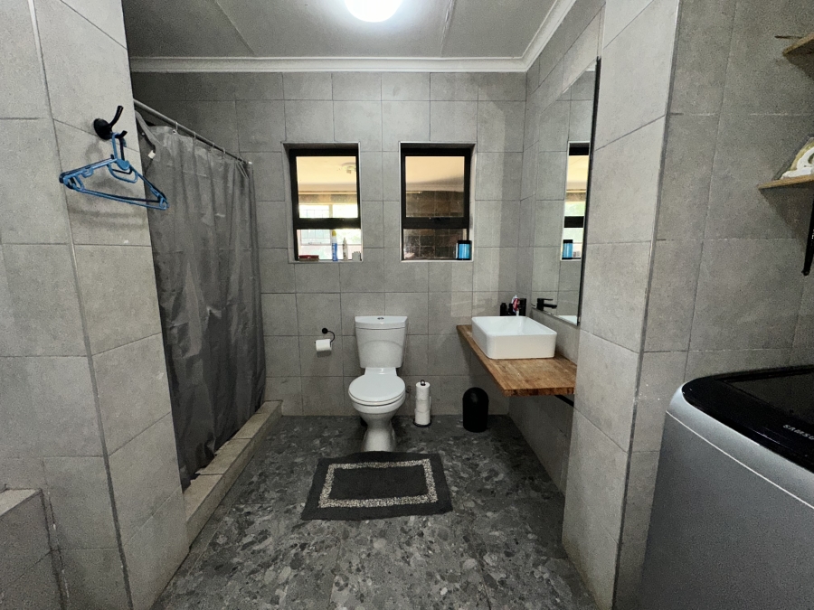3 Bedroom Property for Sale in Tileba Gauteng