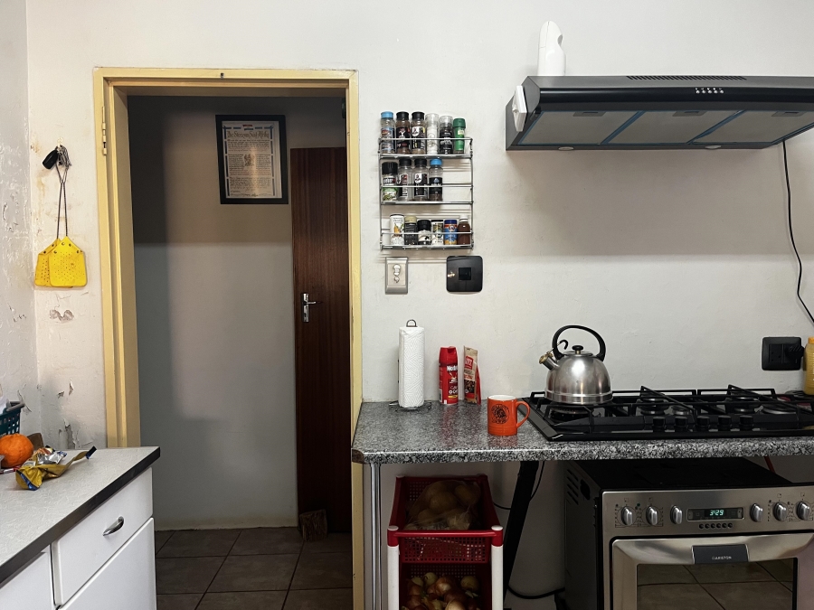 4 Bedroom Property for Sale in Mountain View Gauteng