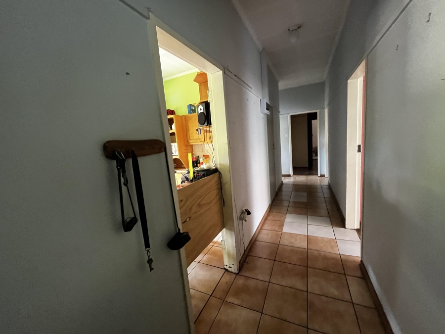 4 Bedroom Property for Sale in Les Marais Gauteng