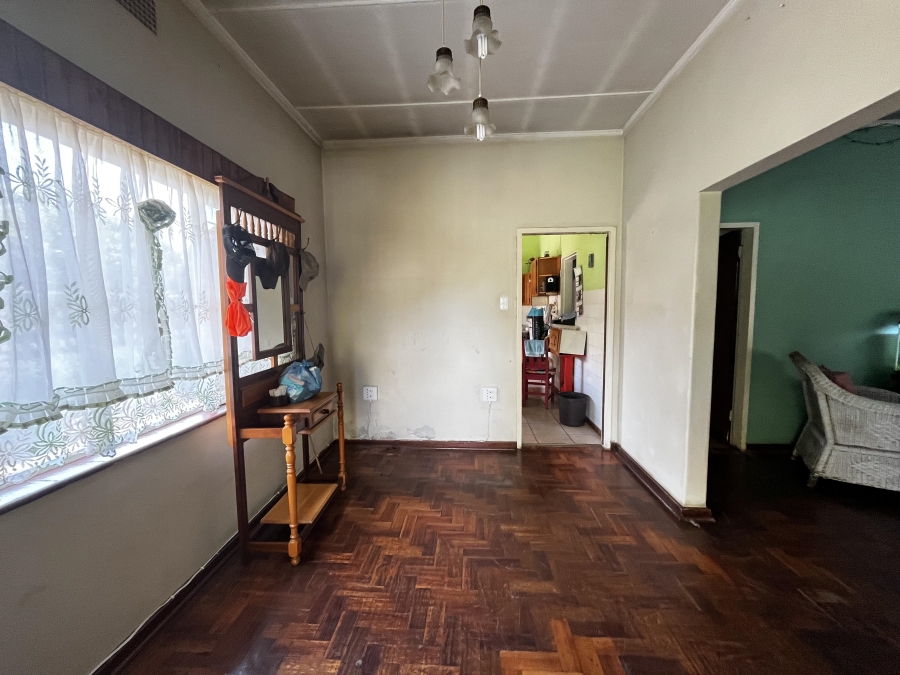 4 Bedroom Property for Sale in Les Marais Gauteng