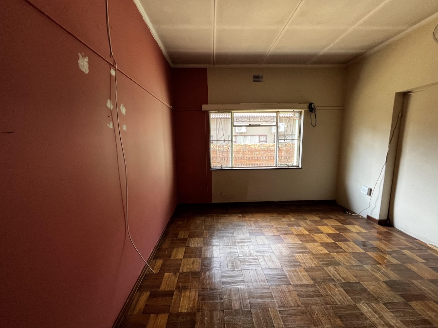 4 Bedroom Property for Sale in Les Marais Gauteng