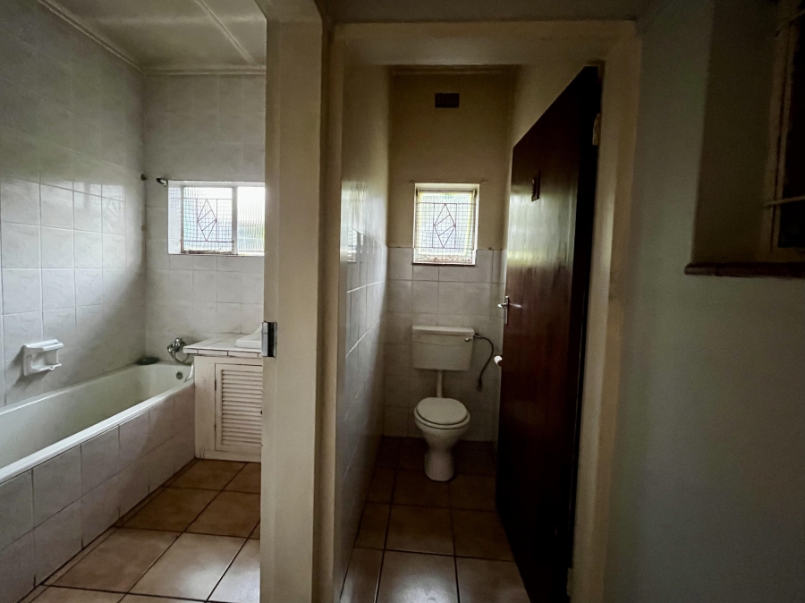 4 Bedroom Property for Sale in Les Marais Gauteng