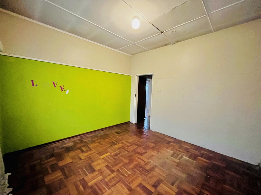 4 Bedroom Property for Sale in Les Marais Gauteng