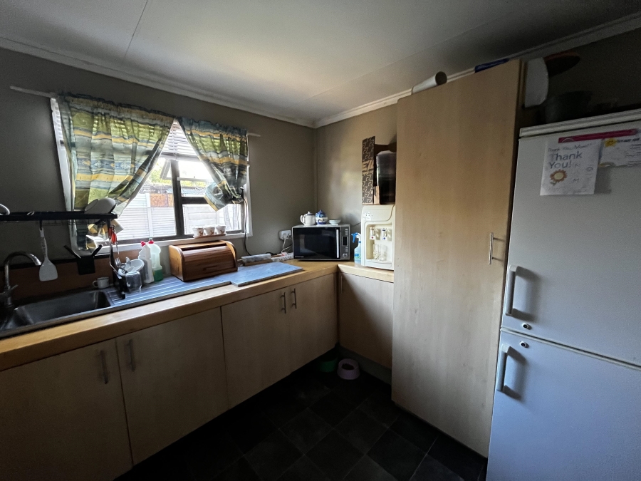 4 Bedroom Property for Sale in Les Marais Gauteng
