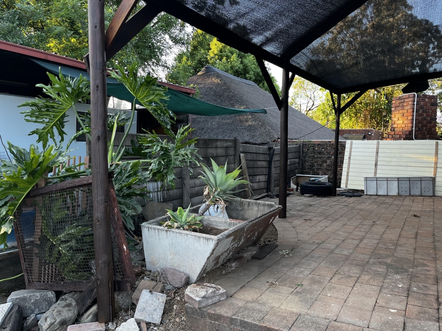 4 Bedroom Property for Sale in Les Marais Gauteng