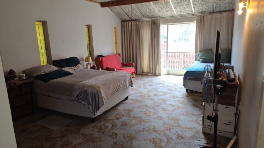 4 Bedroom Property for Sale in Les Marais Gauteng