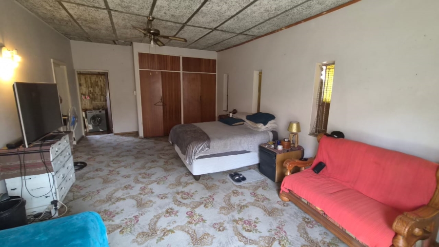 4 Bedroom Property for Sale in Les Marais Gauteng