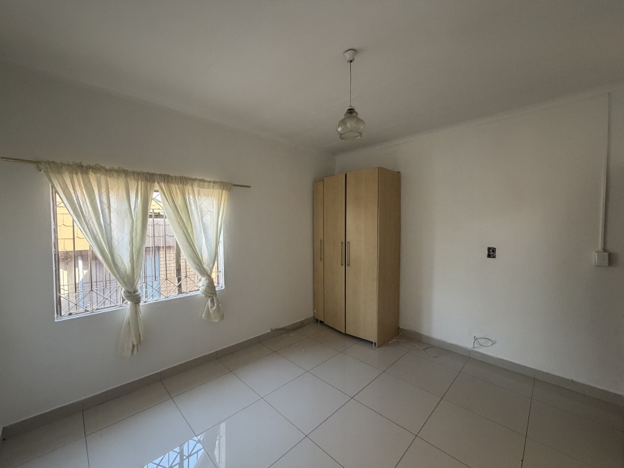 To Let 2 Bedroom Property for Rent in Erasmia Gauteng
