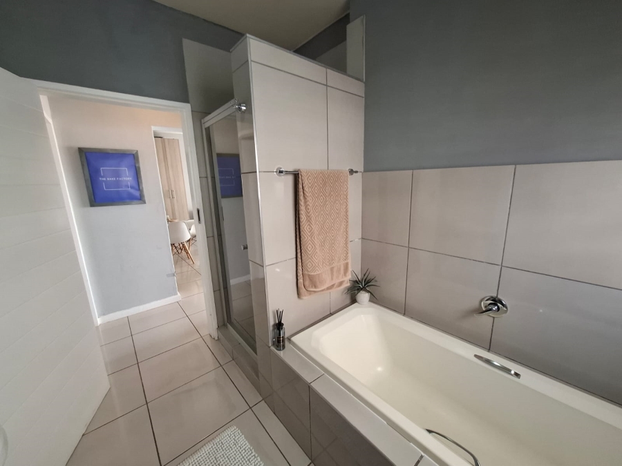2 Bedroom Property for Sale in Brentwood Park AH Gauteng