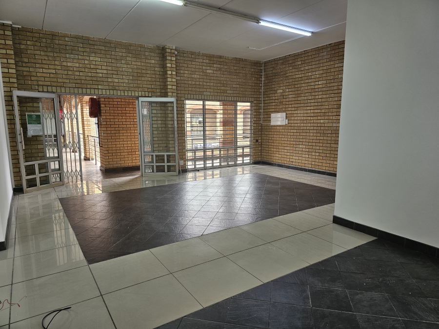 To Let Commercial Property for Rent in Laudium Gauteng