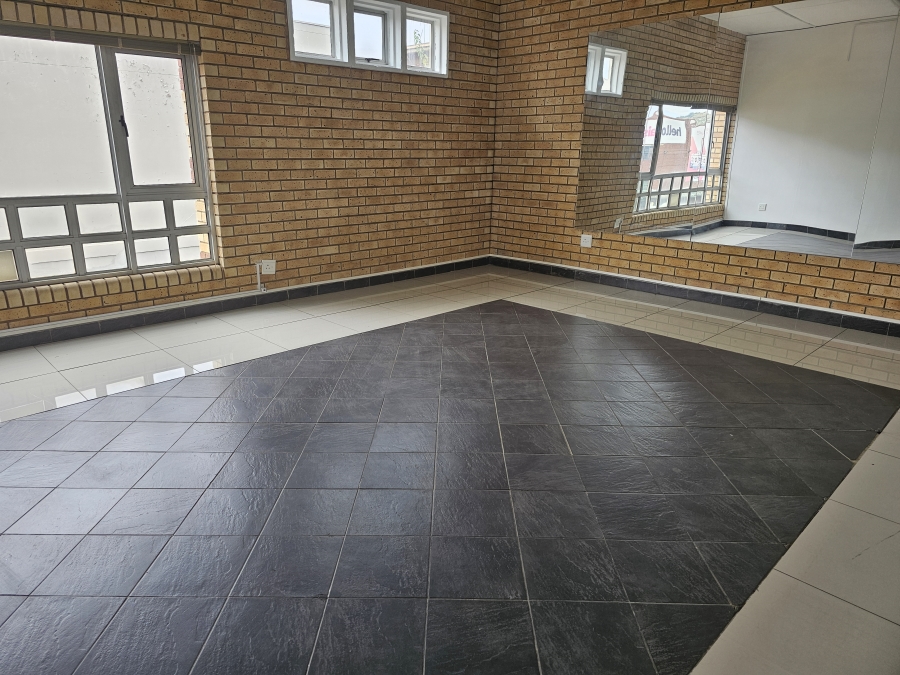 To Let Commercial Property for Rent in Laudium Gauteng