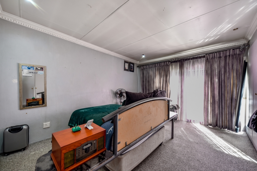 10 Bedroom Property for Sale in Waterkloof Ridge Gauteng