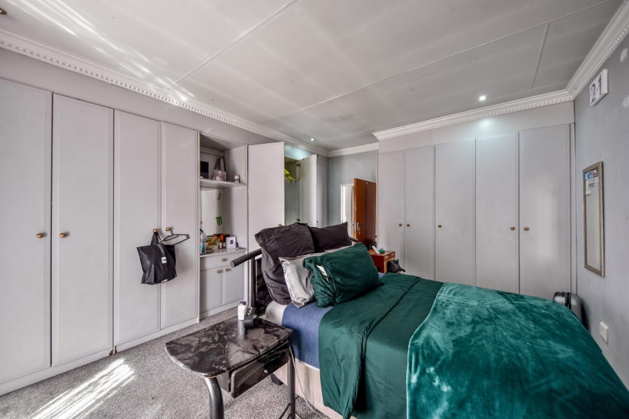 10 Bedroom Property for Sale in Waterkloof Ridge Gauteng