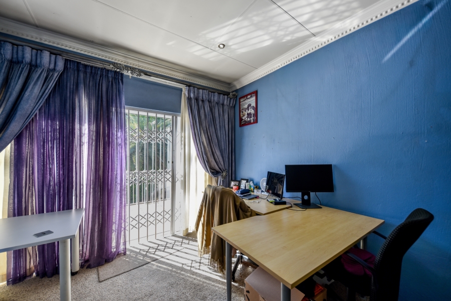 10 Bedroom Property for Sale in Waterkloof Ridge Gauteng