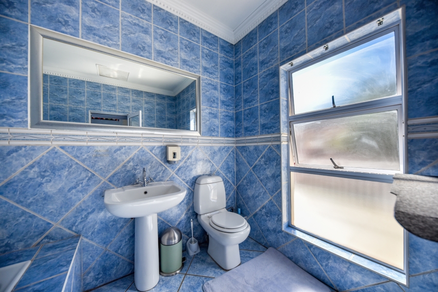 10 Bedroom Property for Sale in Waterkloof Ridge Gauteng