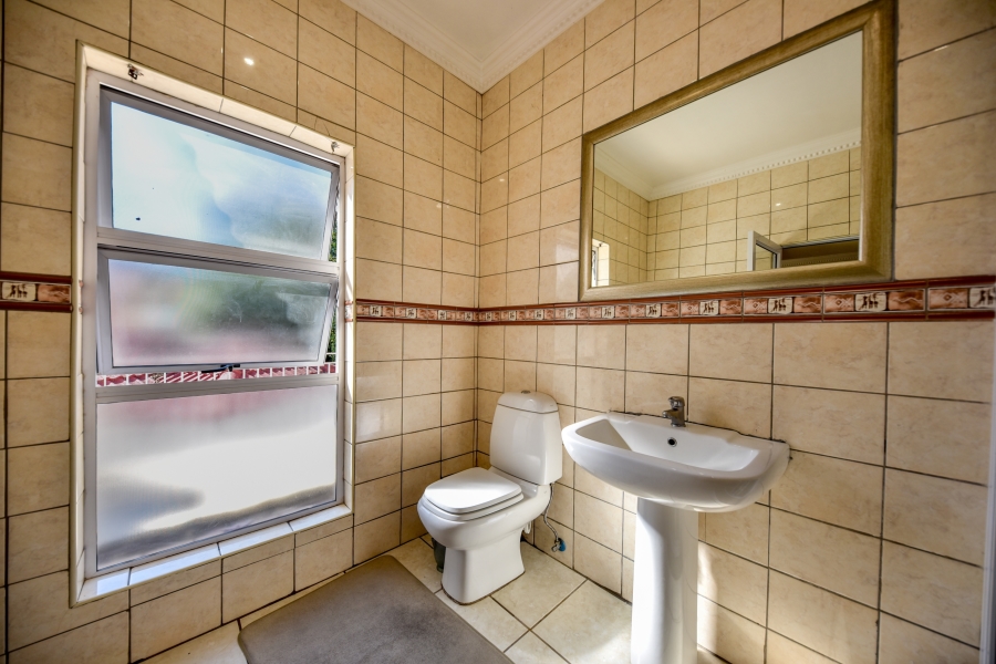 10 Bedroom Property for Sale in Waterkloof Ridge Gauteng