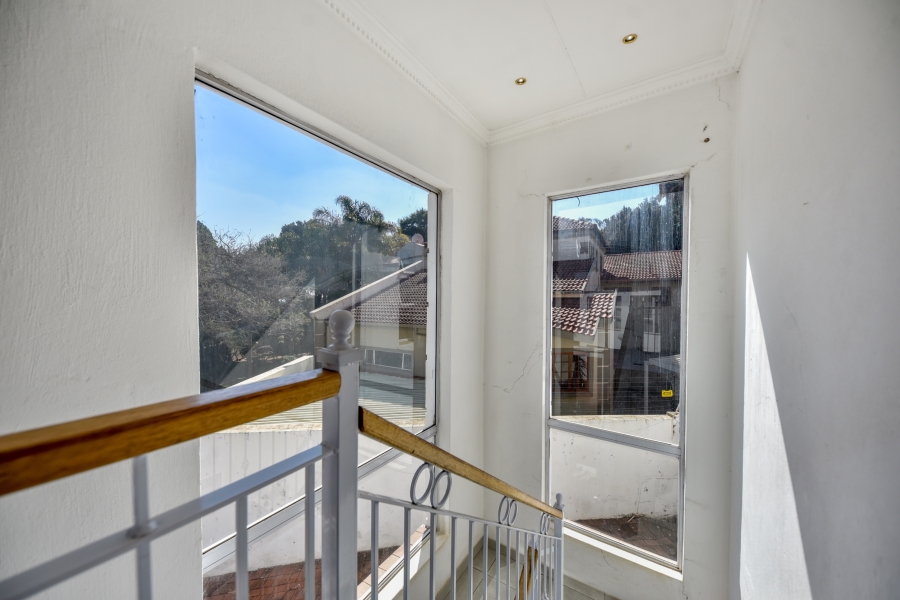 10 Bedroom Property for Sale in Waterkloof Ridge Gauteng