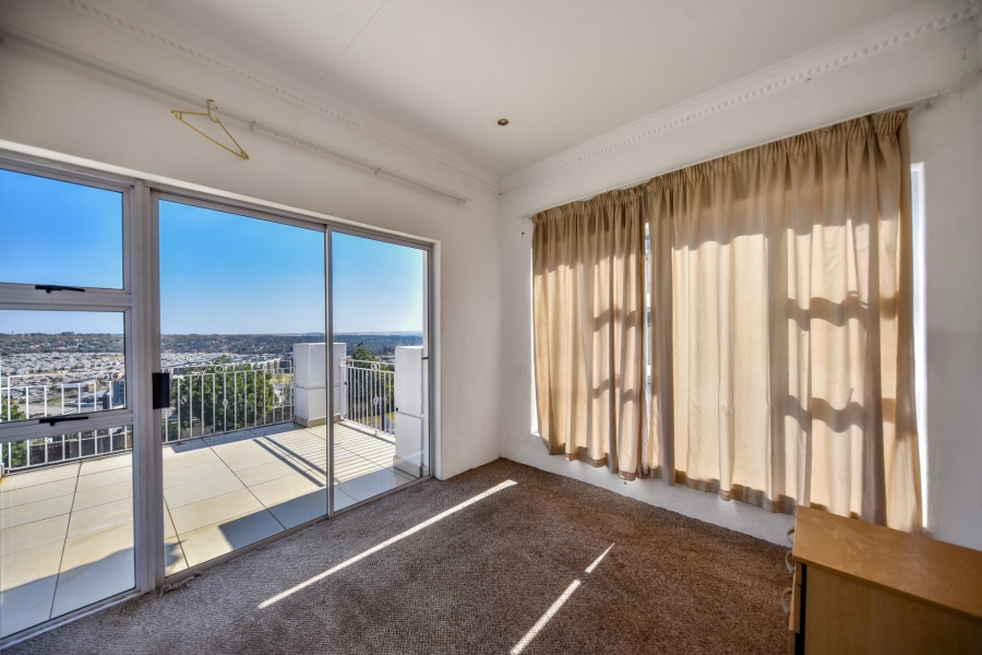 10 Bedroom Property for Sale in Waterkloof Ridge Gauteng