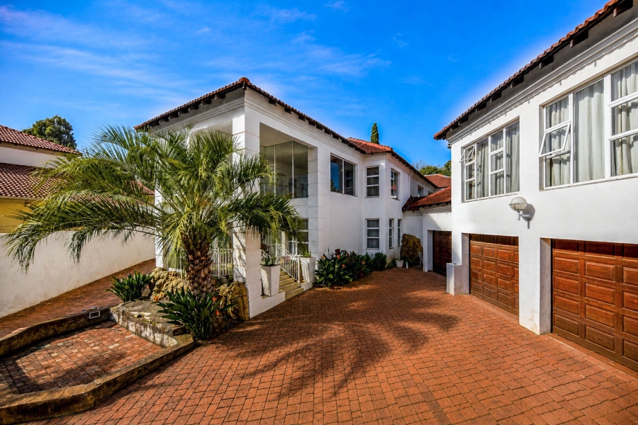 10 Bedroom Property for Sale in Waterkloof Ridge Gauteng