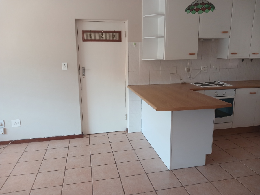 3 Bedroom Property for Sale in Die Hoewes Gauteng