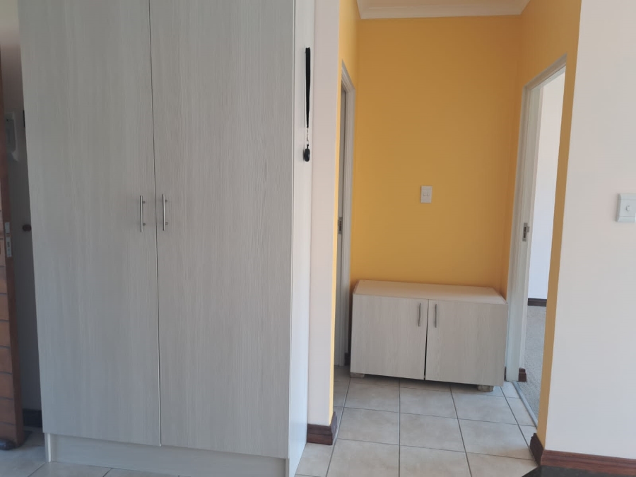 1 Bedroom Property for Sale in Brentwood Gauteng