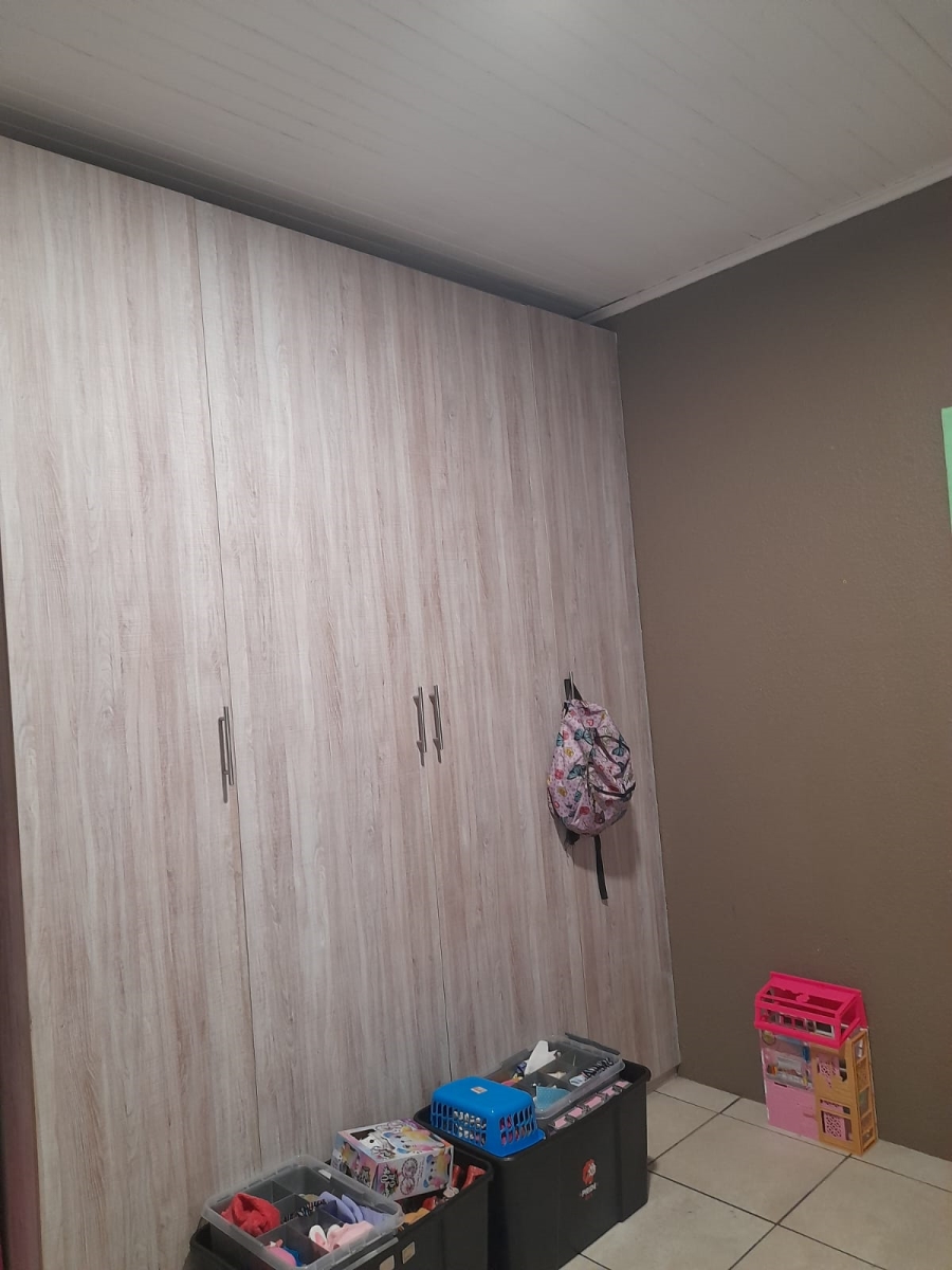 4 Bedroom Property for Sale in Petersfield Gauteng
