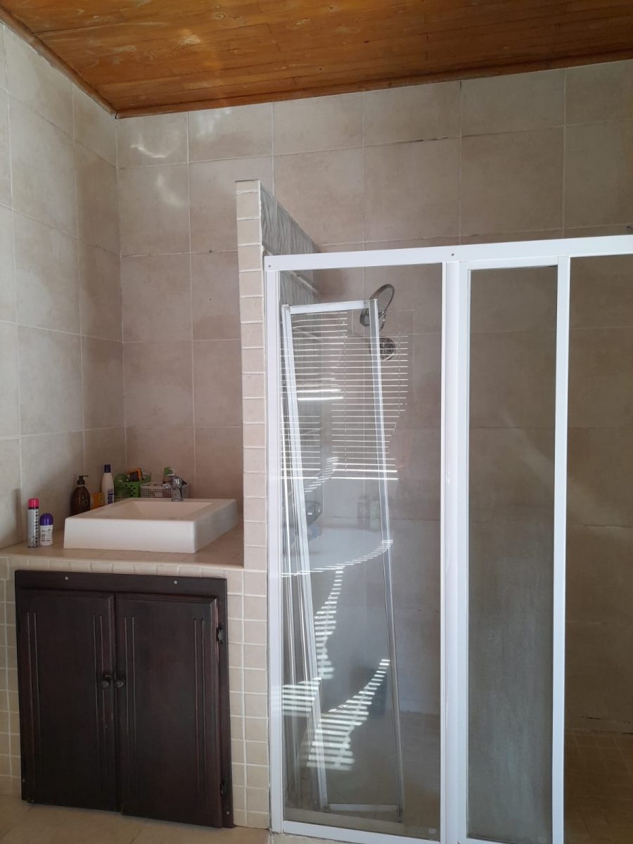 4 Bedroom Property for Sale in Petersfield Gauteng