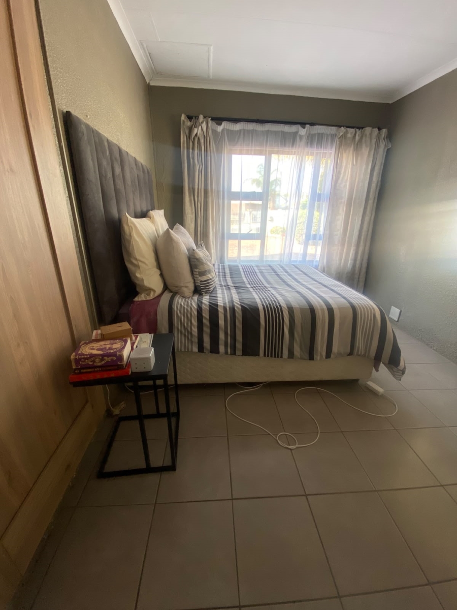 4 Bedroom Property for Sale in Glen Marais Gauteng