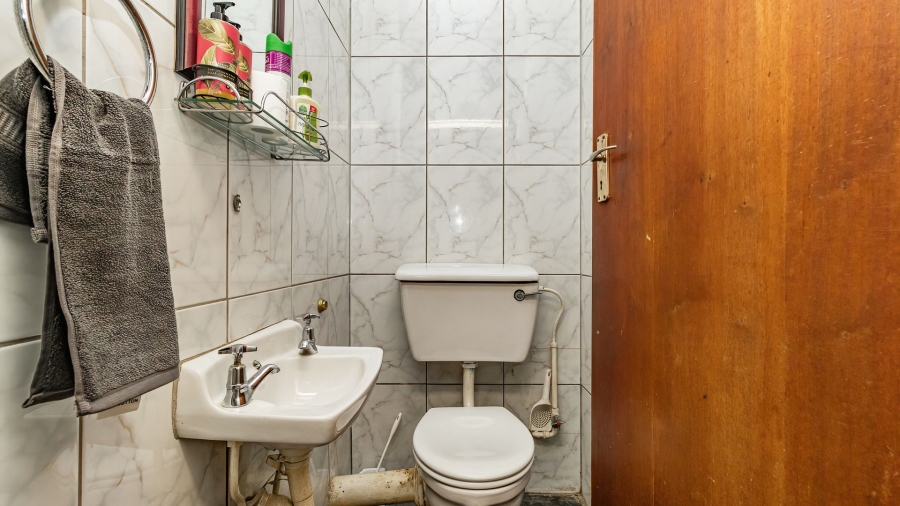 4 Bedroom Property for Sale in Eastleigh Ridge Gauteng