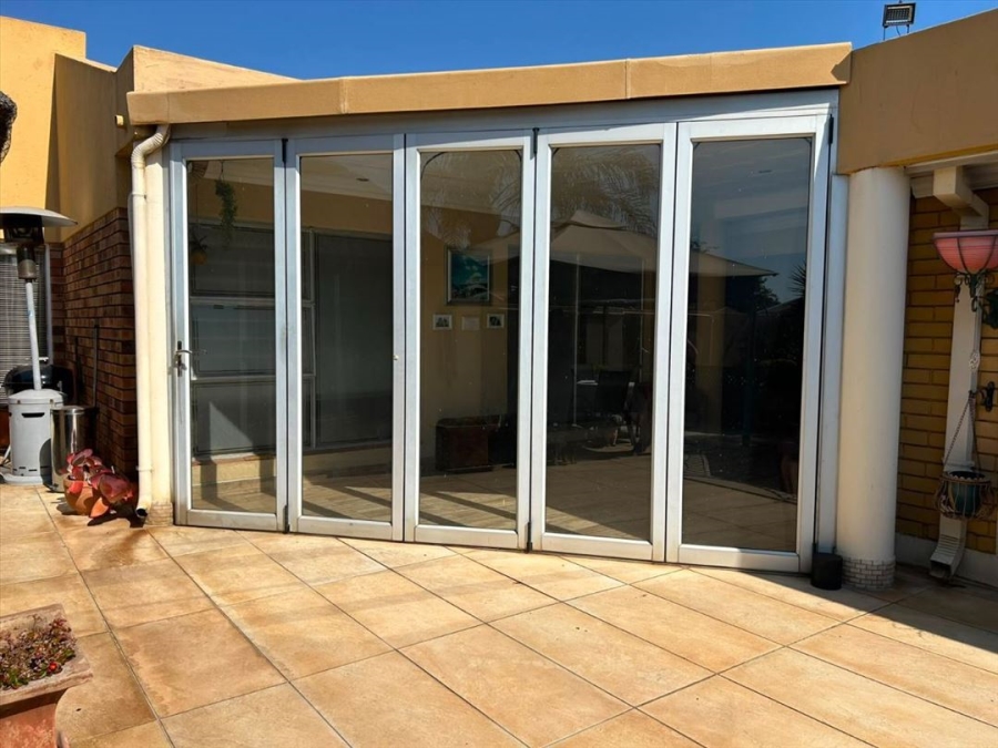 3 Bedroom Property for Sale in Beyers Park Gauteng