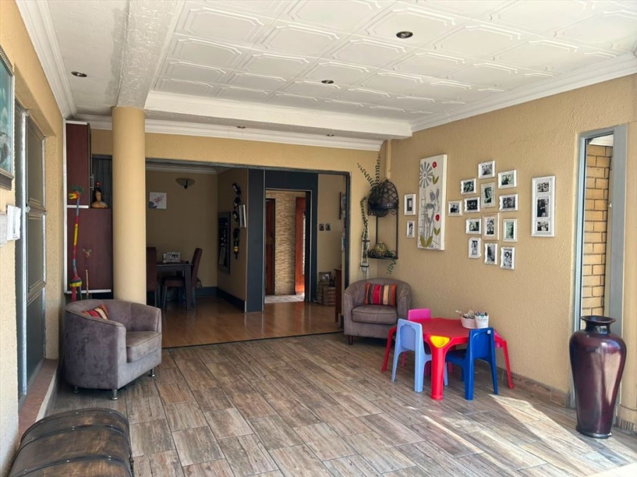 3 Bedroom Property for Sale in Beyers Park Gauteng