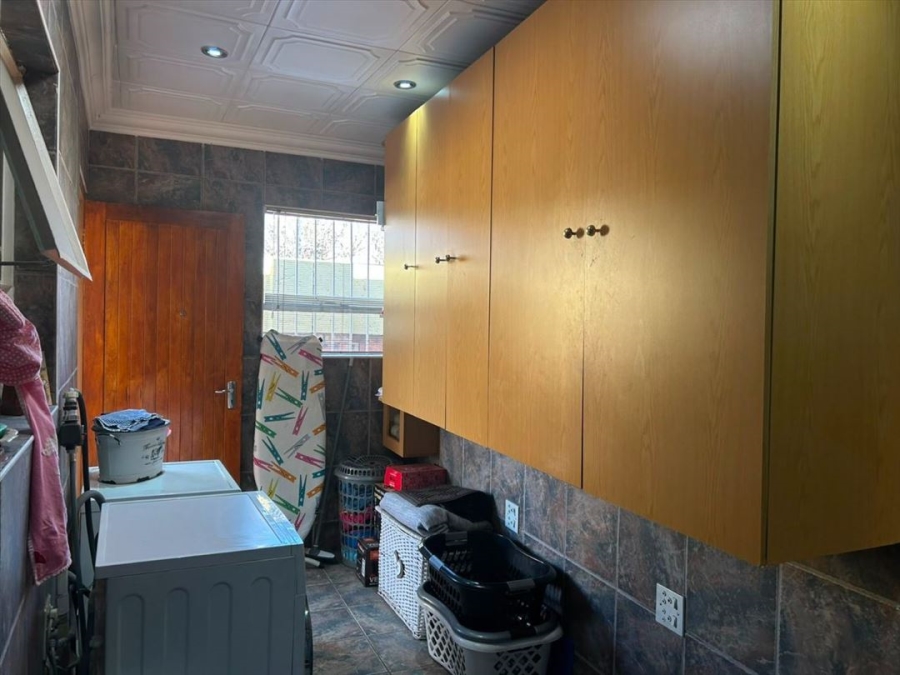 3 Bedroom Property for Sale in Beyers Park Gauteng