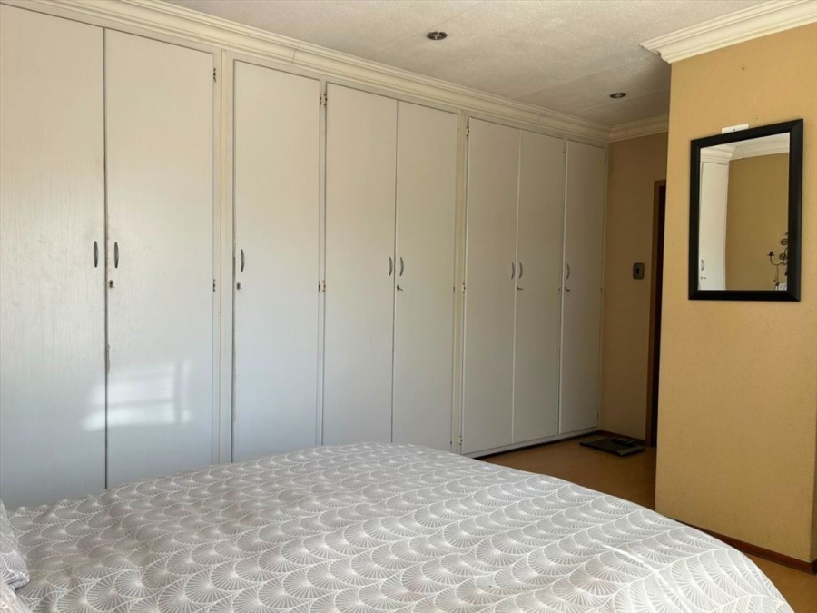 3 Bedroom Property for Sale in Beyers Park Gauteng