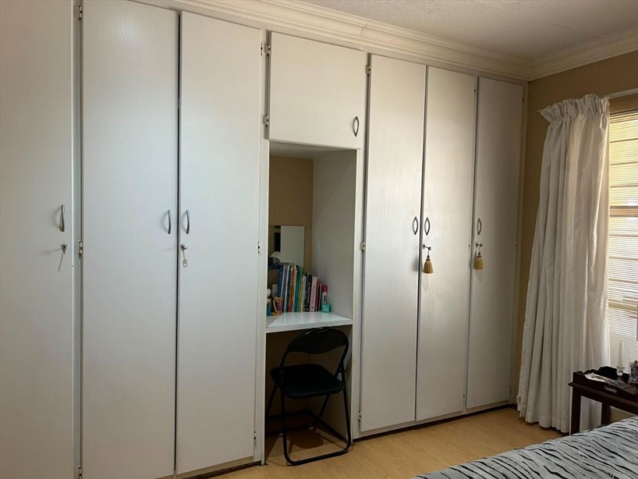 3 Bedroom Property for Sale in Beyers Park Gauteng