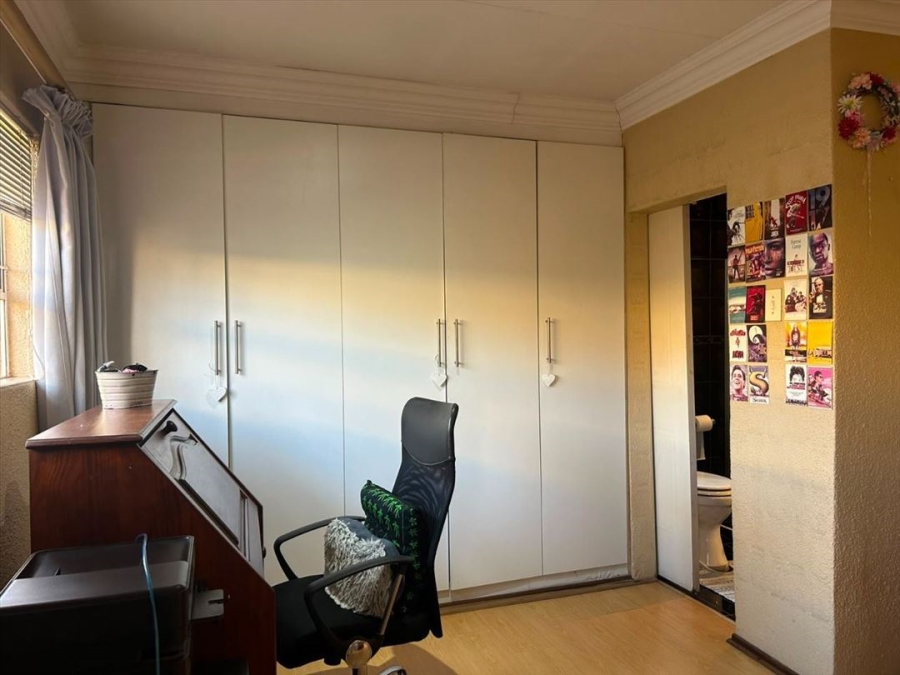3 Bedroom Property for Sale in Beyers Park Gauteng