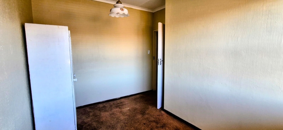 2 Bedroom Property for Sale in Birchleigh Gauteng