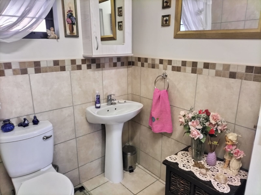 1 Bedroom Property for Sale in Brentwood Park AH Gauteng