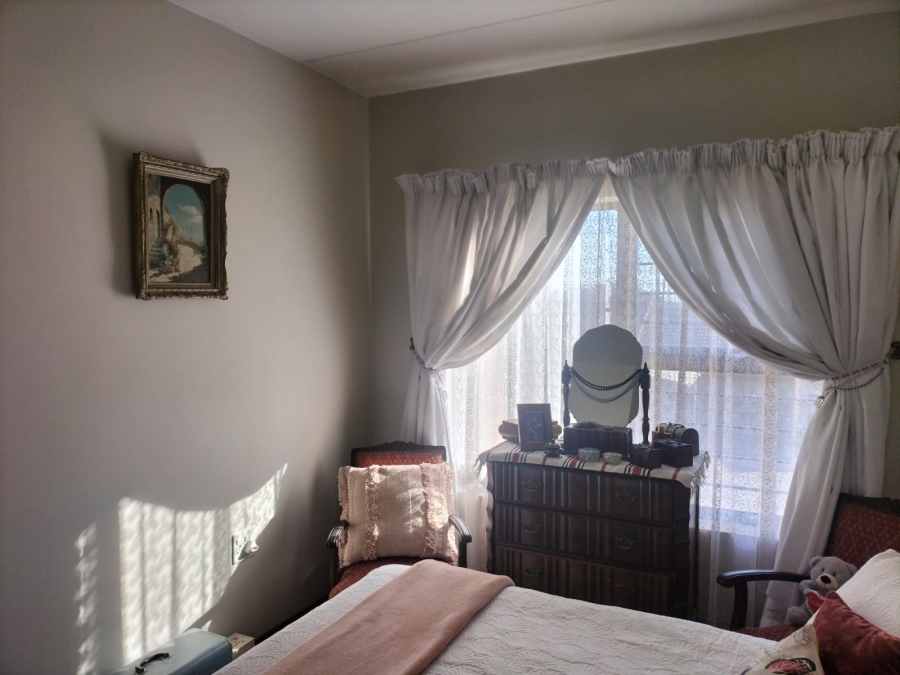 1 Bedroom Property for Sale in Brentwood Park AH Gauteng