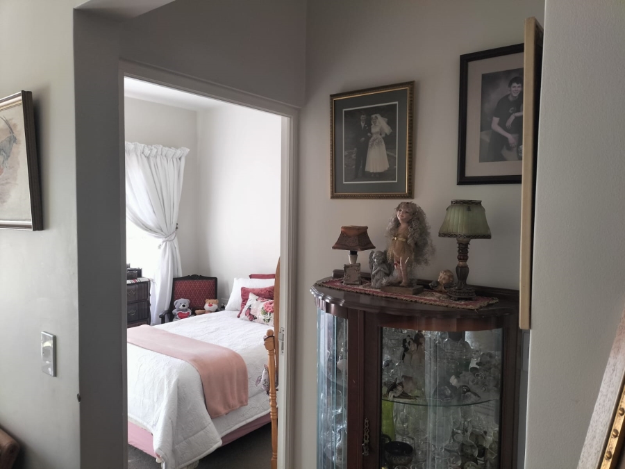 1 Bedroom Property for Sale in Brentwood Park AH Gauteng